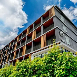 酒店 Umekoji Potel ****